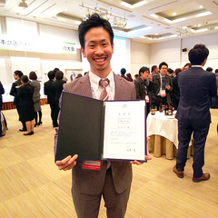 浜井獣医師が日本獣医内科学アカデミー学術大会にて表彰されました